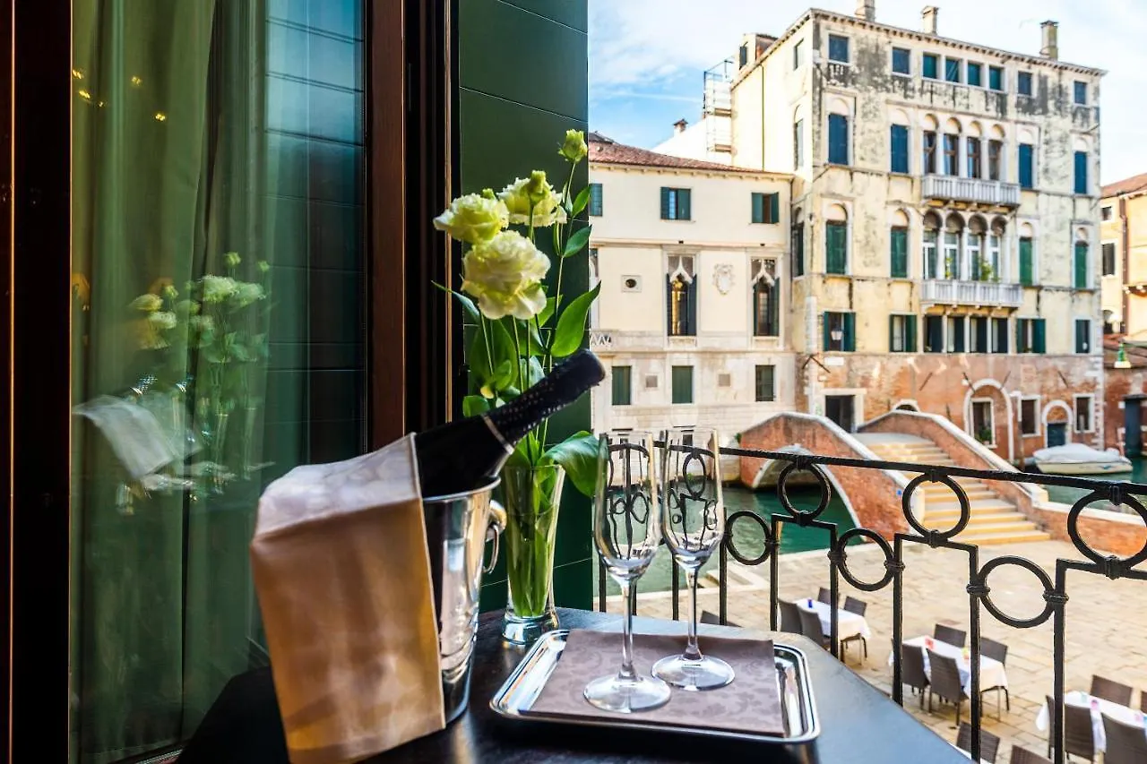 Locanda Sant'Agostin Venice 3*,  Italy