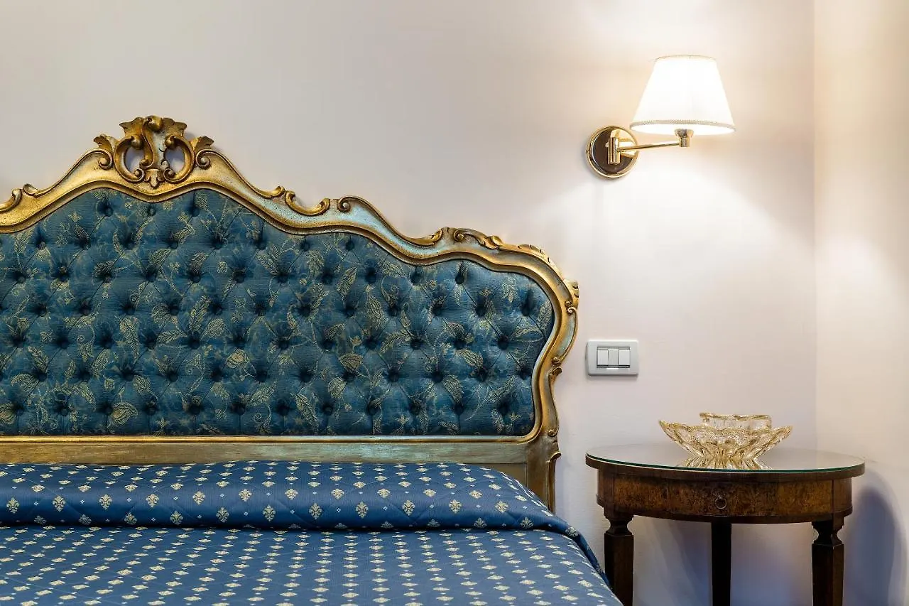 Locanda Sant'Agostin Venice 3*,