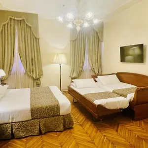 dellopera.hotelslidodijesolo.com/